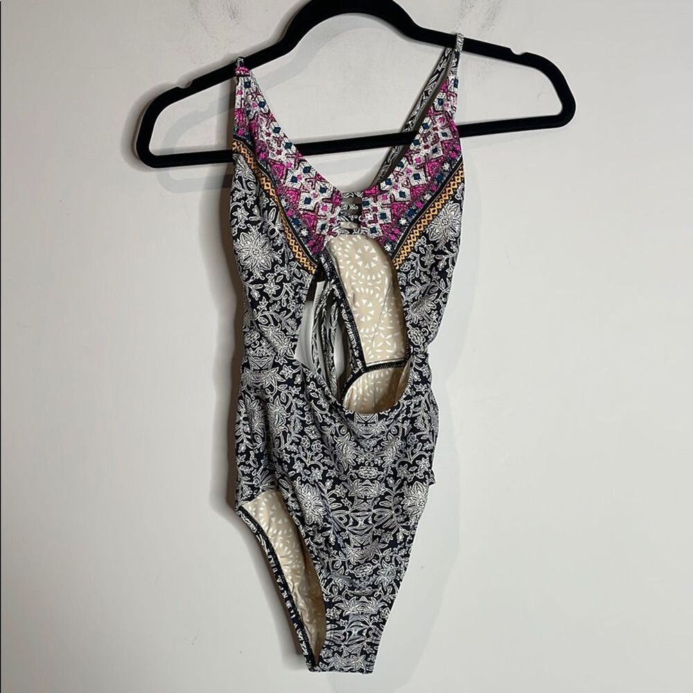 Cleobella Women’s One Piece Cutout Swimsuit Size Small NWT